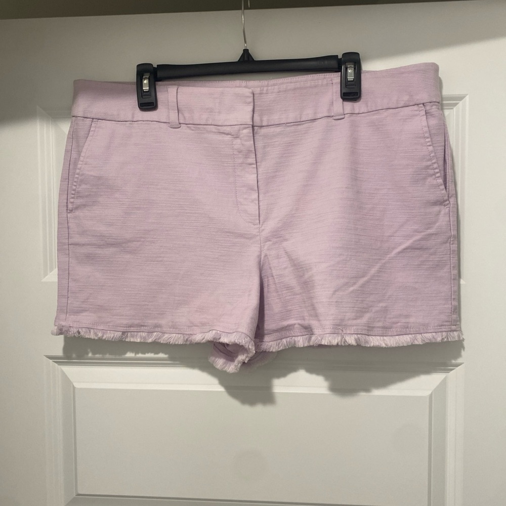 Loft Women's lilac 4” Shorts